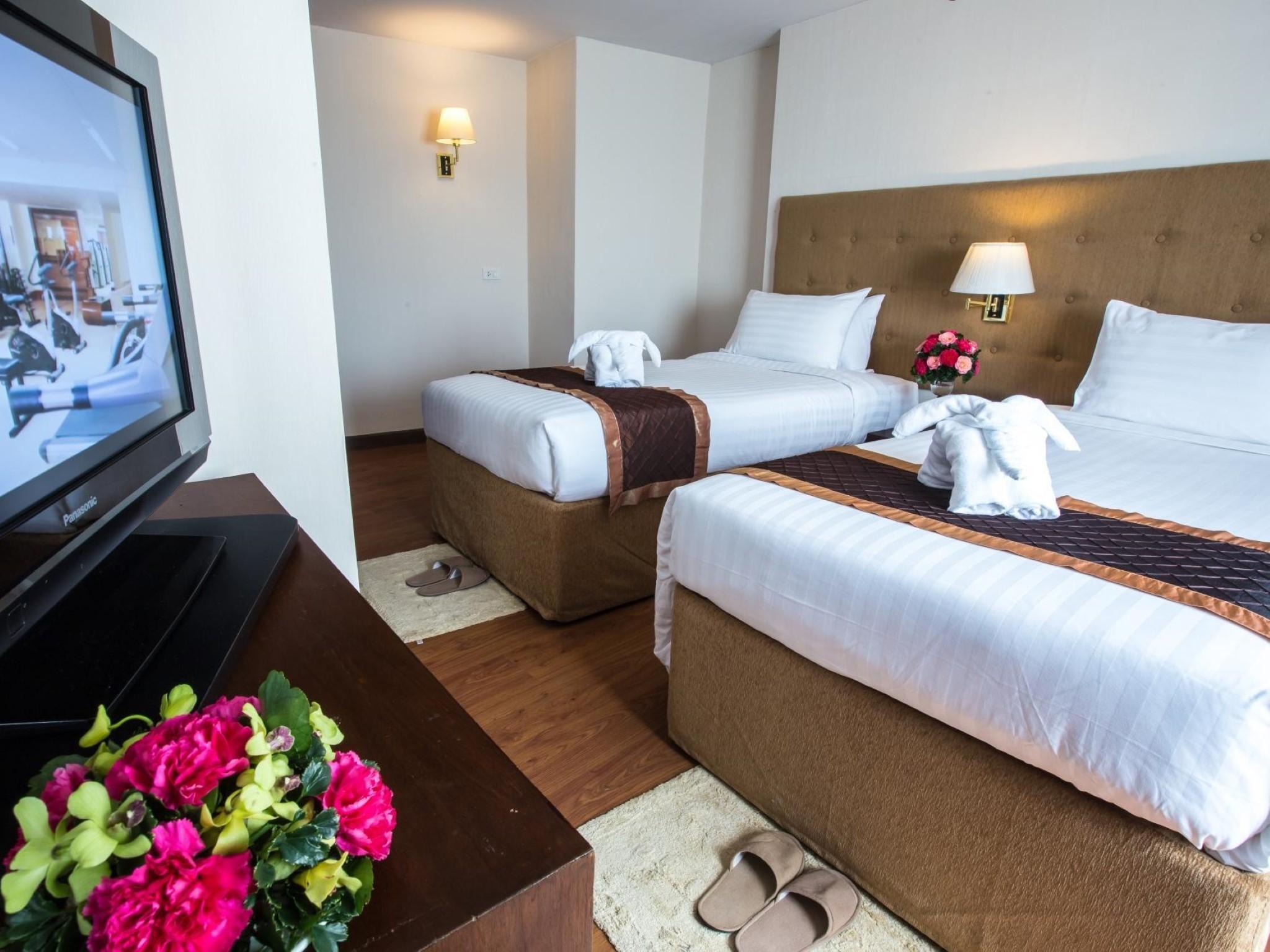 Furama Chiang Mai Hotel Luaran gambar