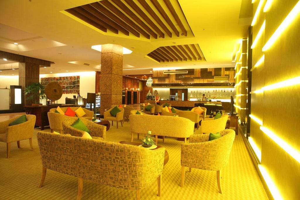 Furama Chiang Mai Hotel Luaran gambar