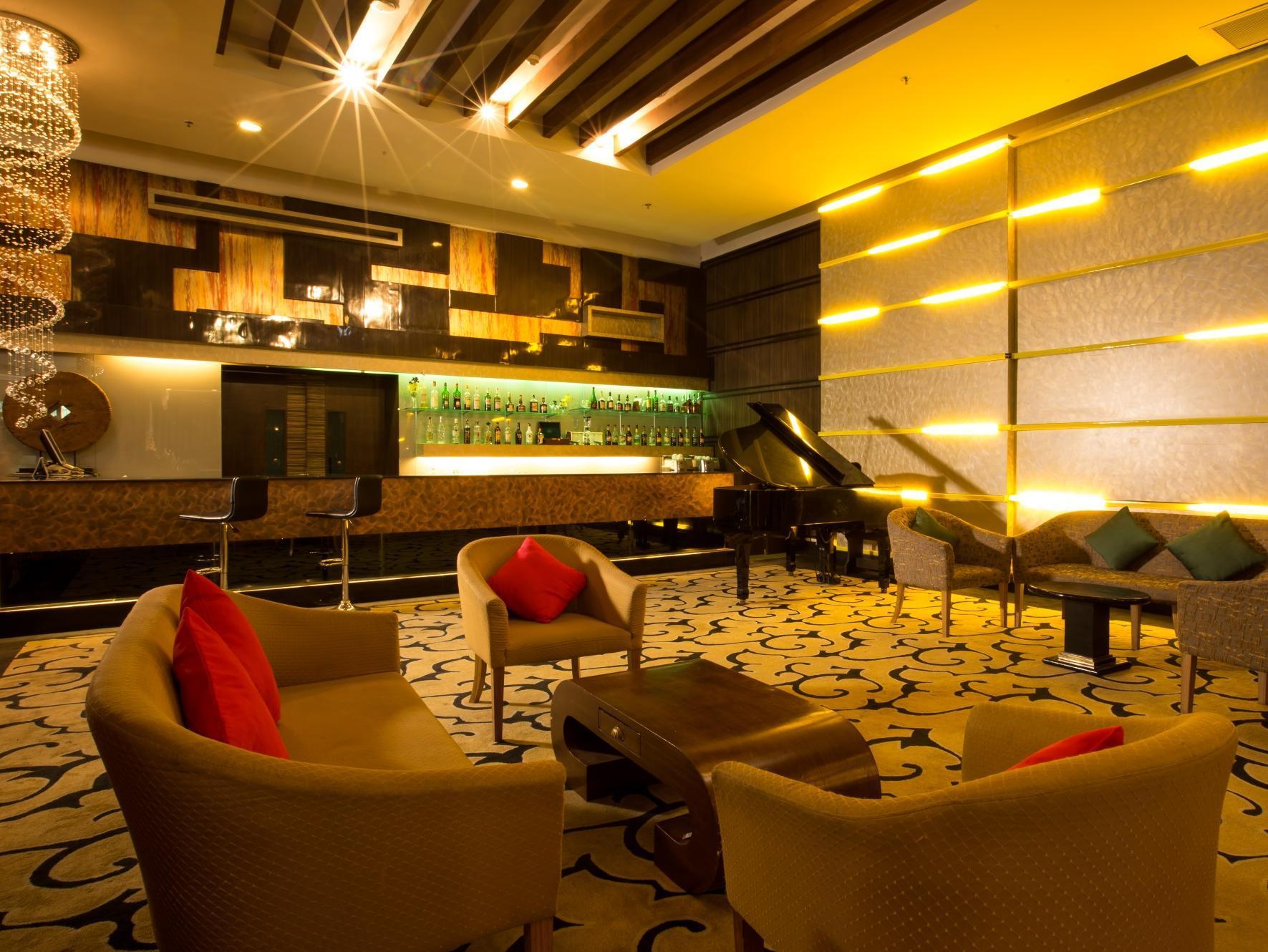 Furama Chiang Mai Hotel Luaran gambar